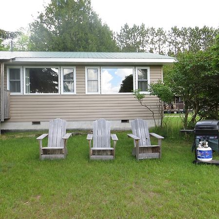 Bondi Village Cottage Resort Lake of Bays 外观 照片