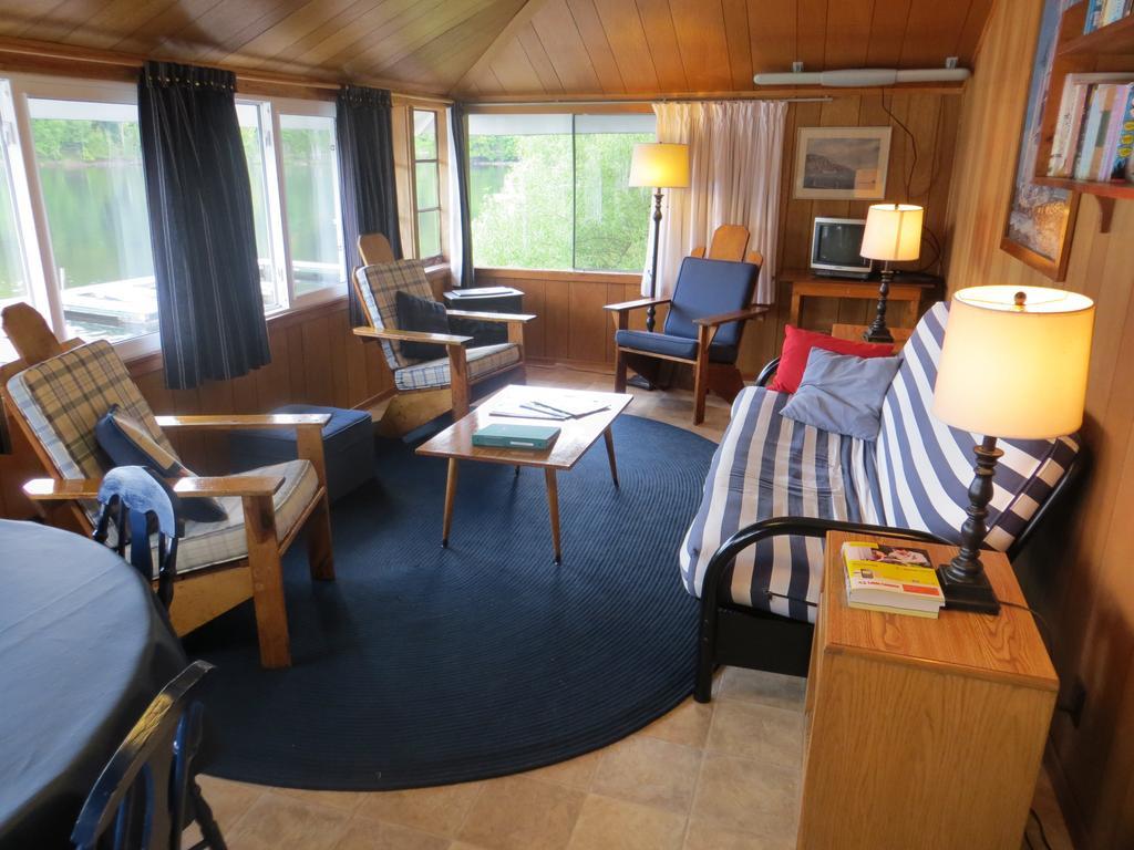 Bondi Village Cottage Resort Lake of Bays 外观 照片