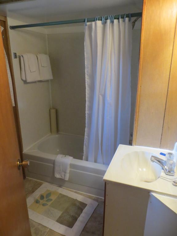Bondi Village Cottage Resort Lake of Bays 外观 照片