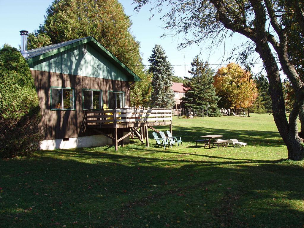 Bondi Village Cottage Resort Lake of Bays 外观 照片